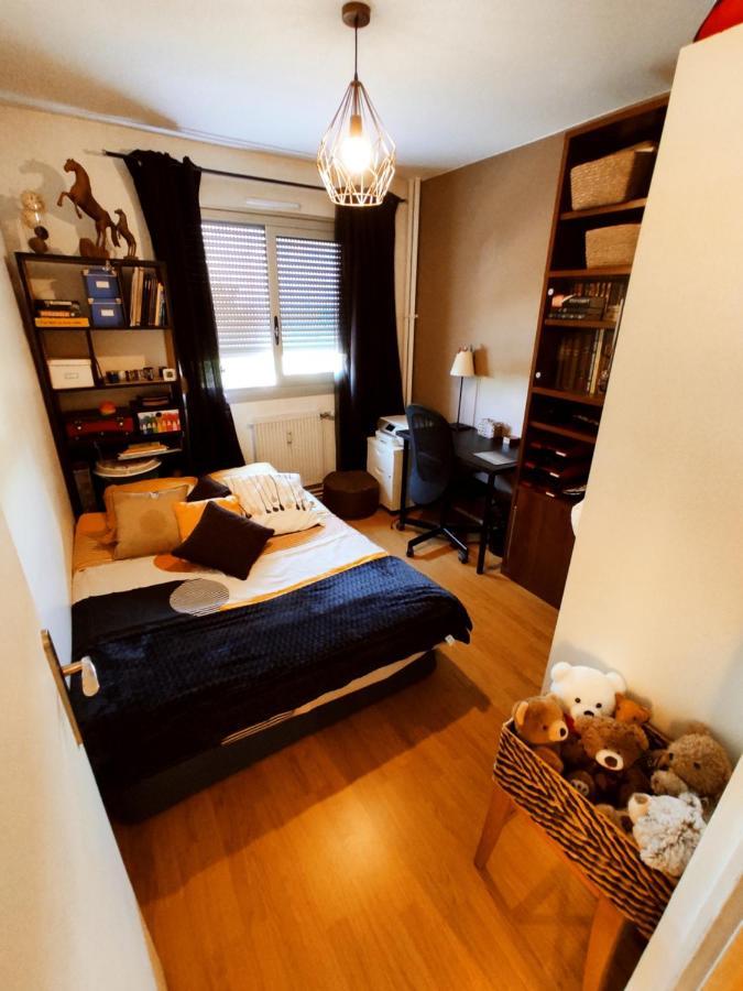 סן פריסט "Home Sweet Home" - 70M2 - Proche Lyon, Eurexpo, Groupama & Matmut Stadium, Ldlc Arena מראה חיצוני תמונה